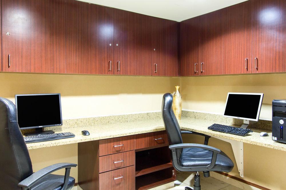 Comfort Inn & Suites Airport Convention Center North Charleston Eksteriør billede
